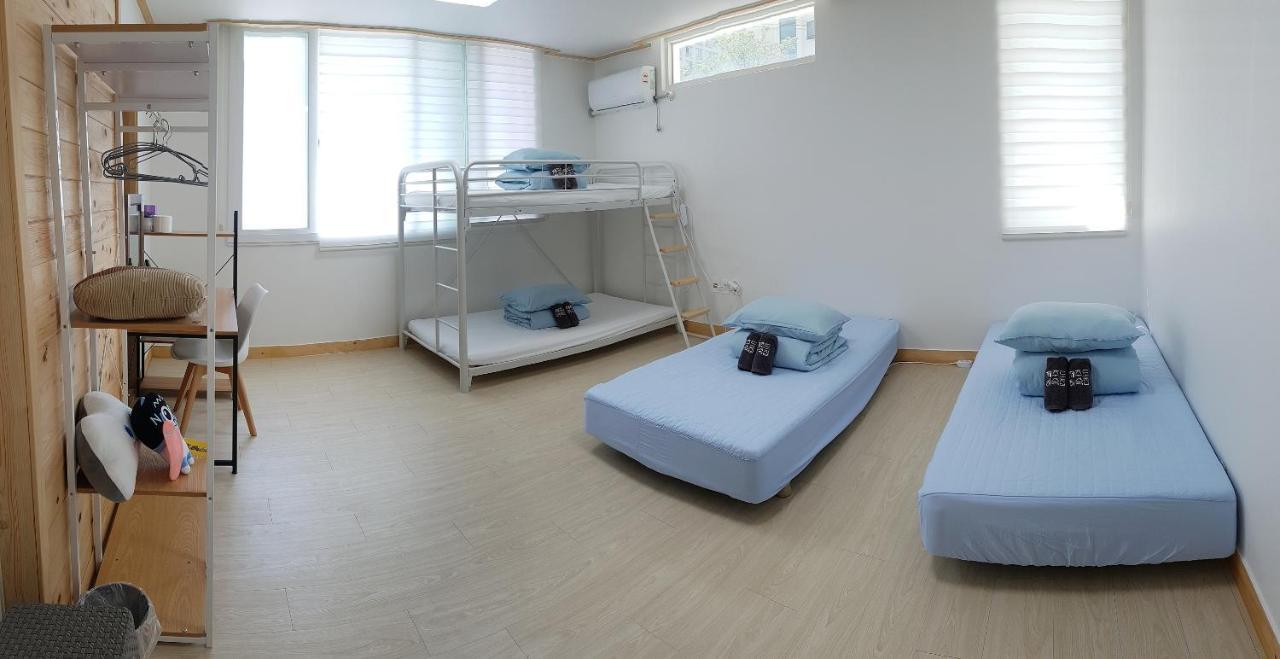 Jeju Guesthouse Togŭnnae Dış mekan fotoğraf